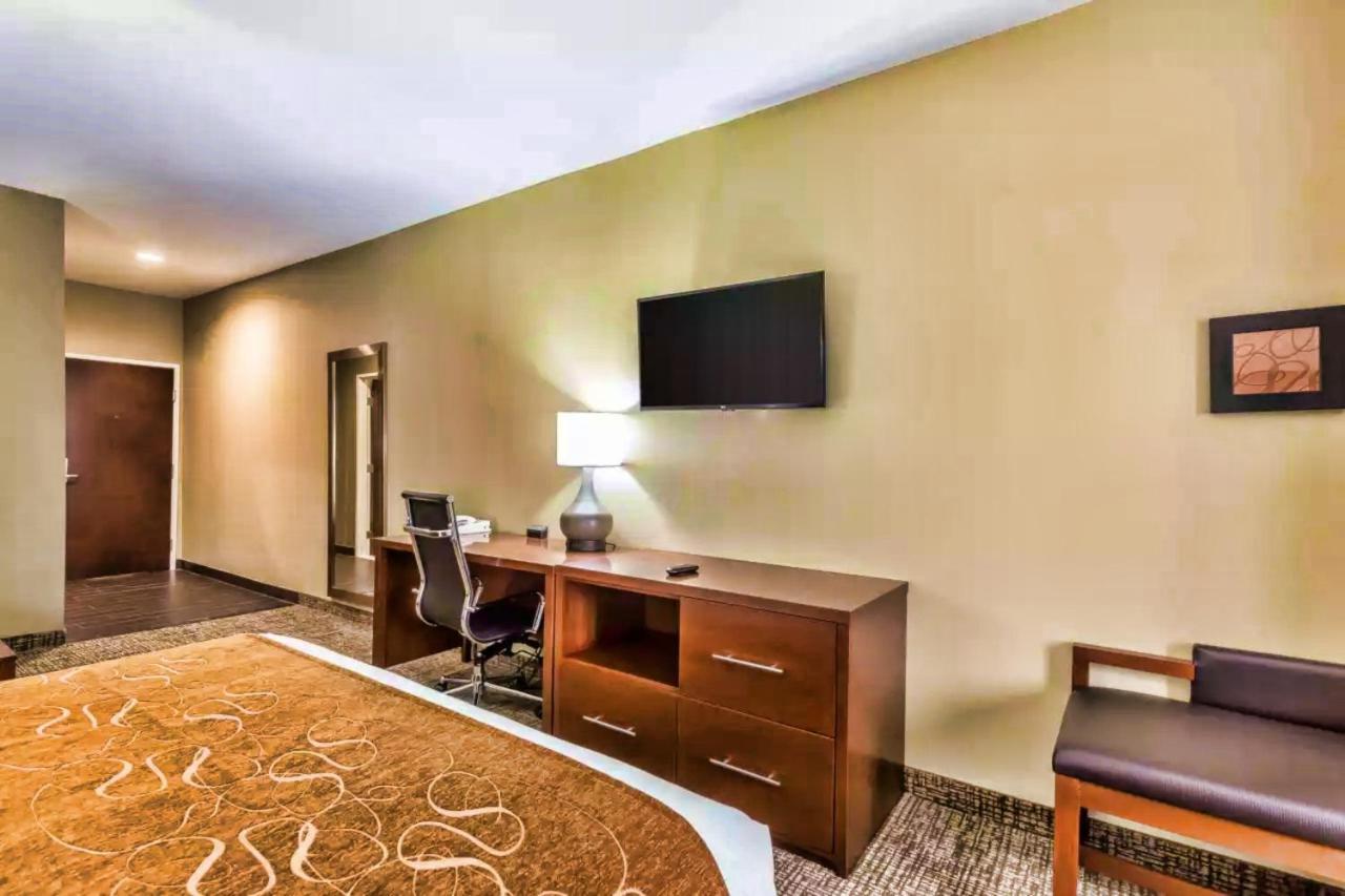 Comfort Suites Houston I45 North Екстер'єр фото